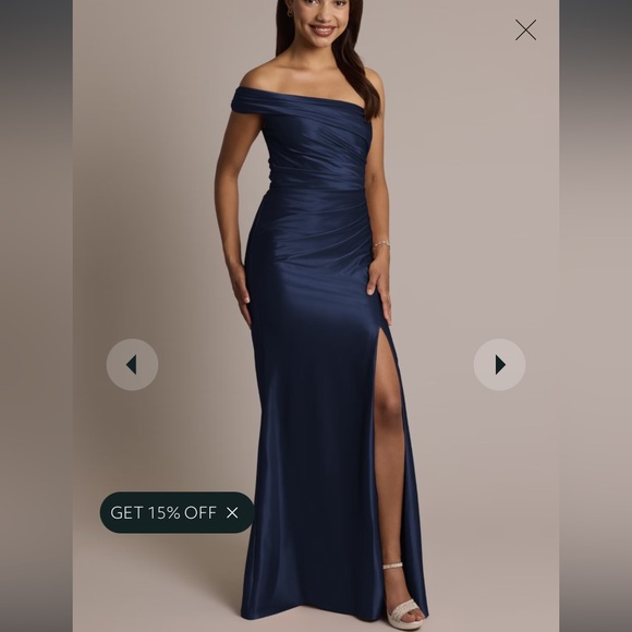 Sculpting satin ruched sheath dress - Picture 1 of 4